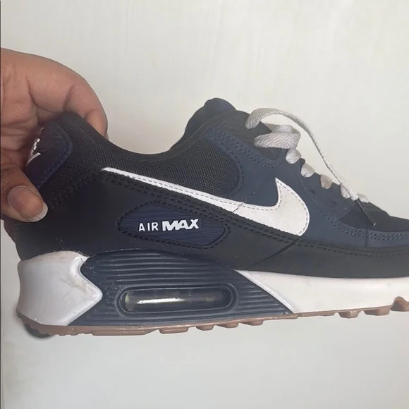 Nike Black and Blue Athletic Shoes with Swoosh Logo - Picture 7 of 11